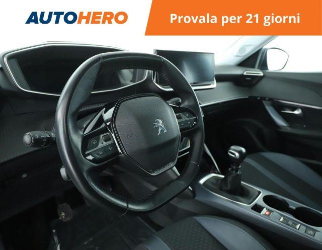 PEUGEOT 2008 PureTech 130 S&S Allure