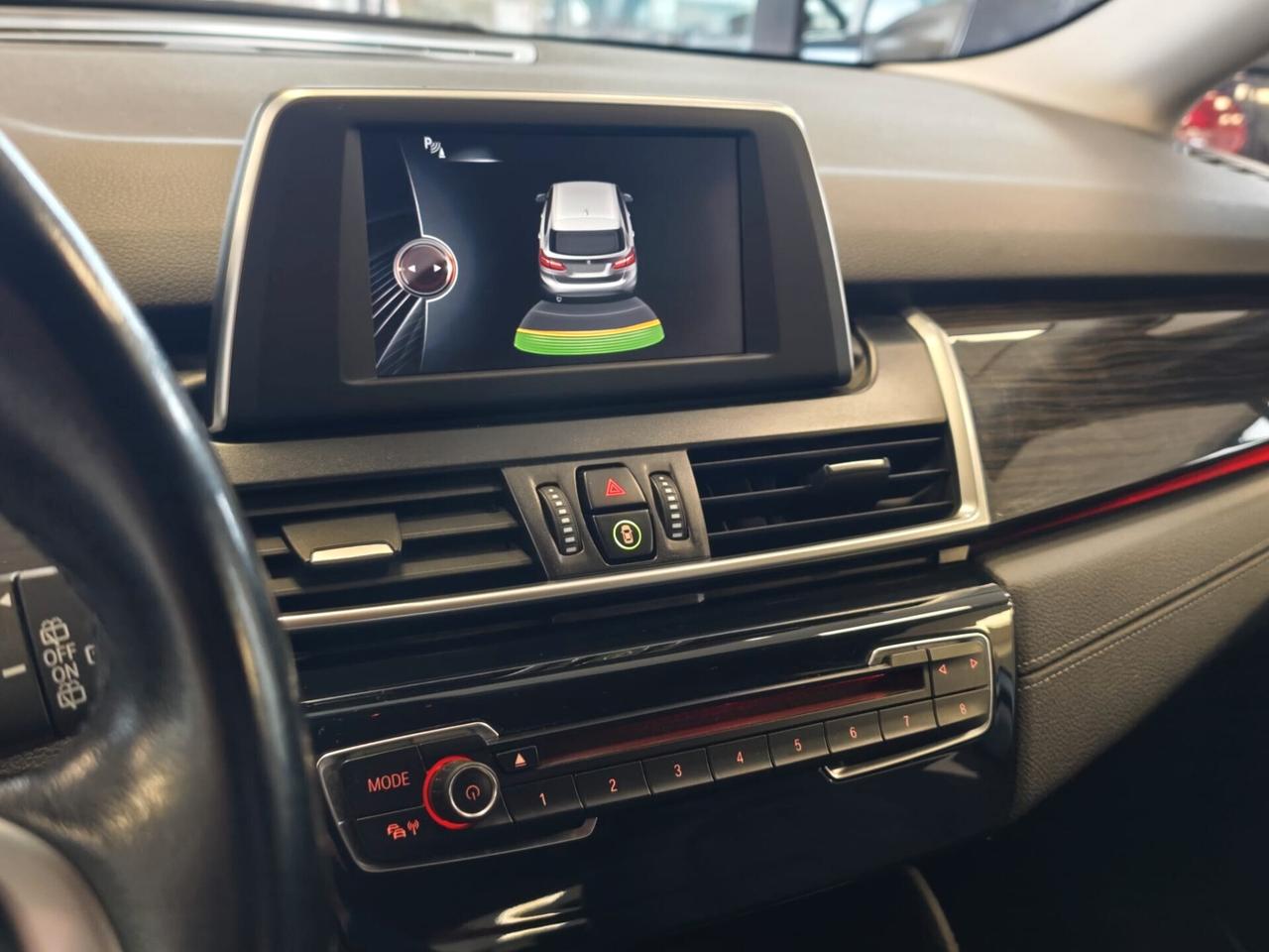Bmw 2er Active Tourer 218d xDrive Active Tourer Luxury