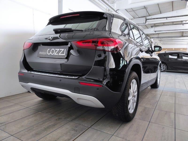 Mercedes-Benz GLA (H247) - GLA 200 Automatic Business Extra