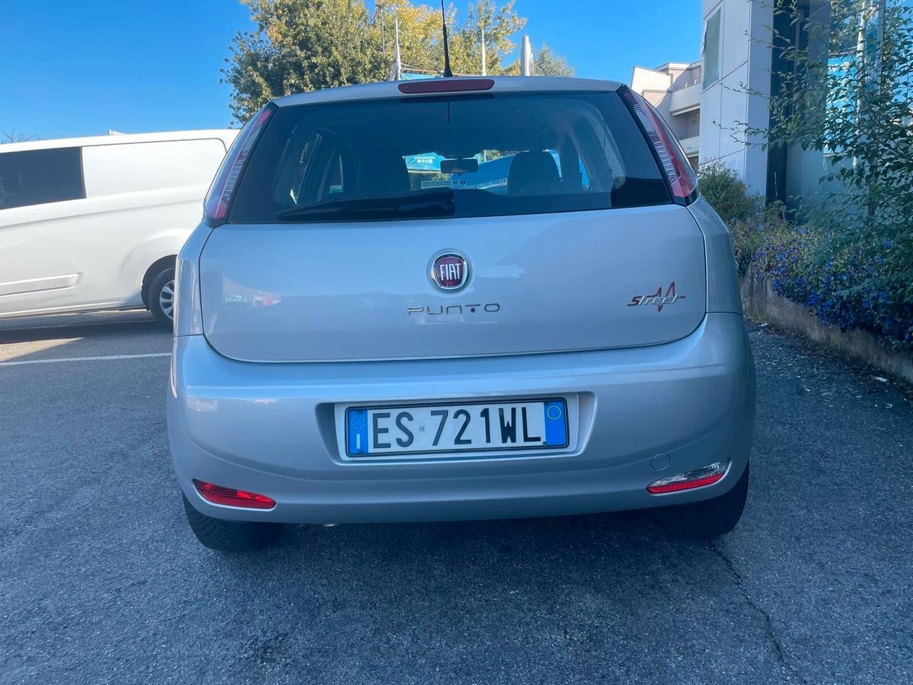 Fiat Punto 1.4 S&S 8V Dualogic 5 porte Street