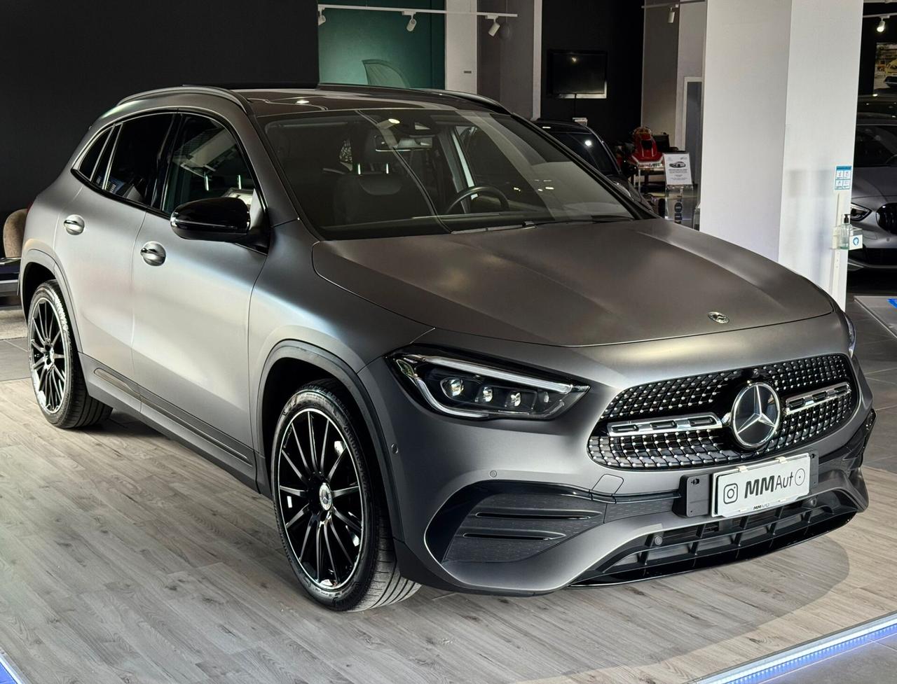 Mercedes-benz GLA 200 d Automatic 4Matic Premium Night Edition