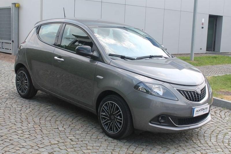 Lancia Ypsilon 1.0 FireFly 5 porte S&S Hybrid Gold
