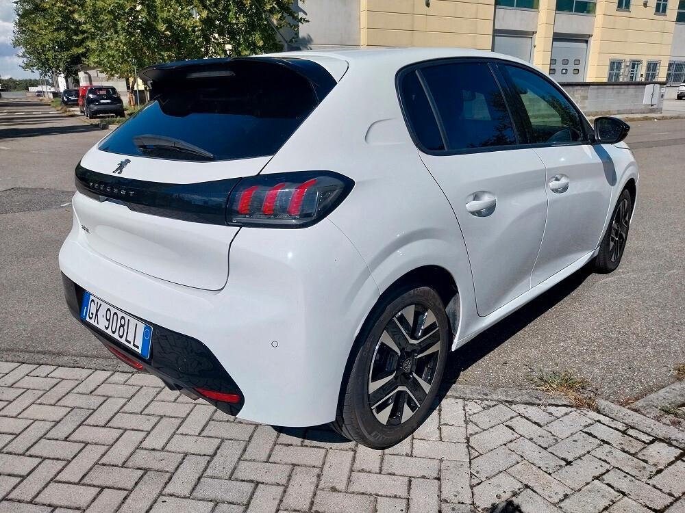 Peugeot 208 100cv S&S EAT8 5p Allure Cambio AUTOM.