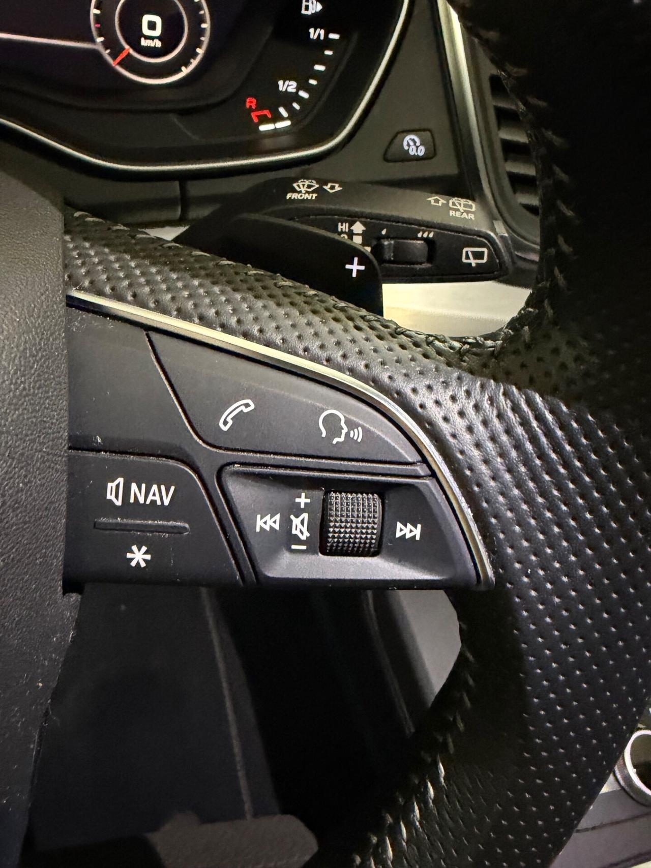 AUDI Q5 40 TDI S TRONIC S LINE PLUS 124.000 KM