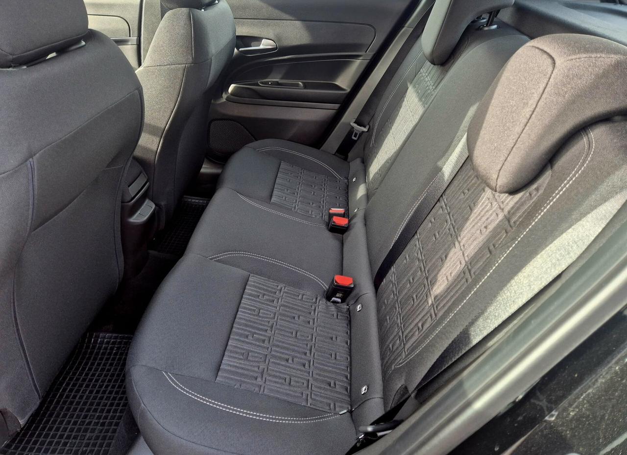 Fiat 600 Hybrid 110 CV DCT MHEV La Prima