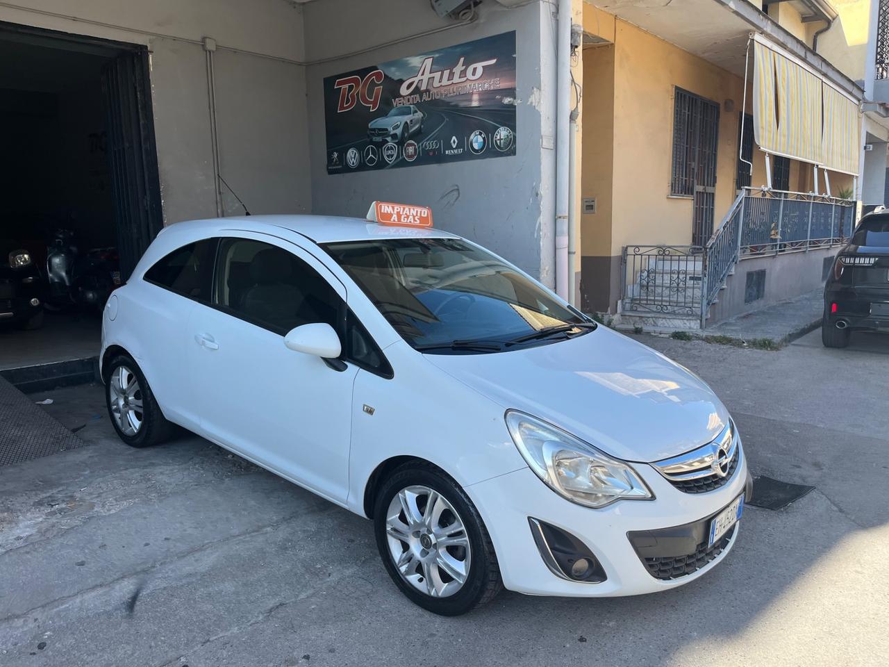 Opel Corsa 1.2 GPL-TECH Elective 2011