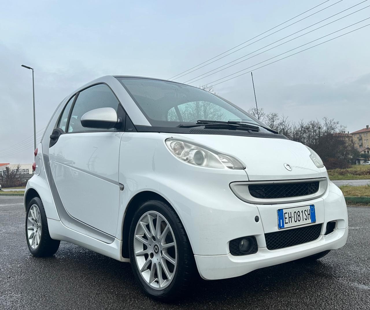Smart ForTwo 1000 52 kW coupé pure