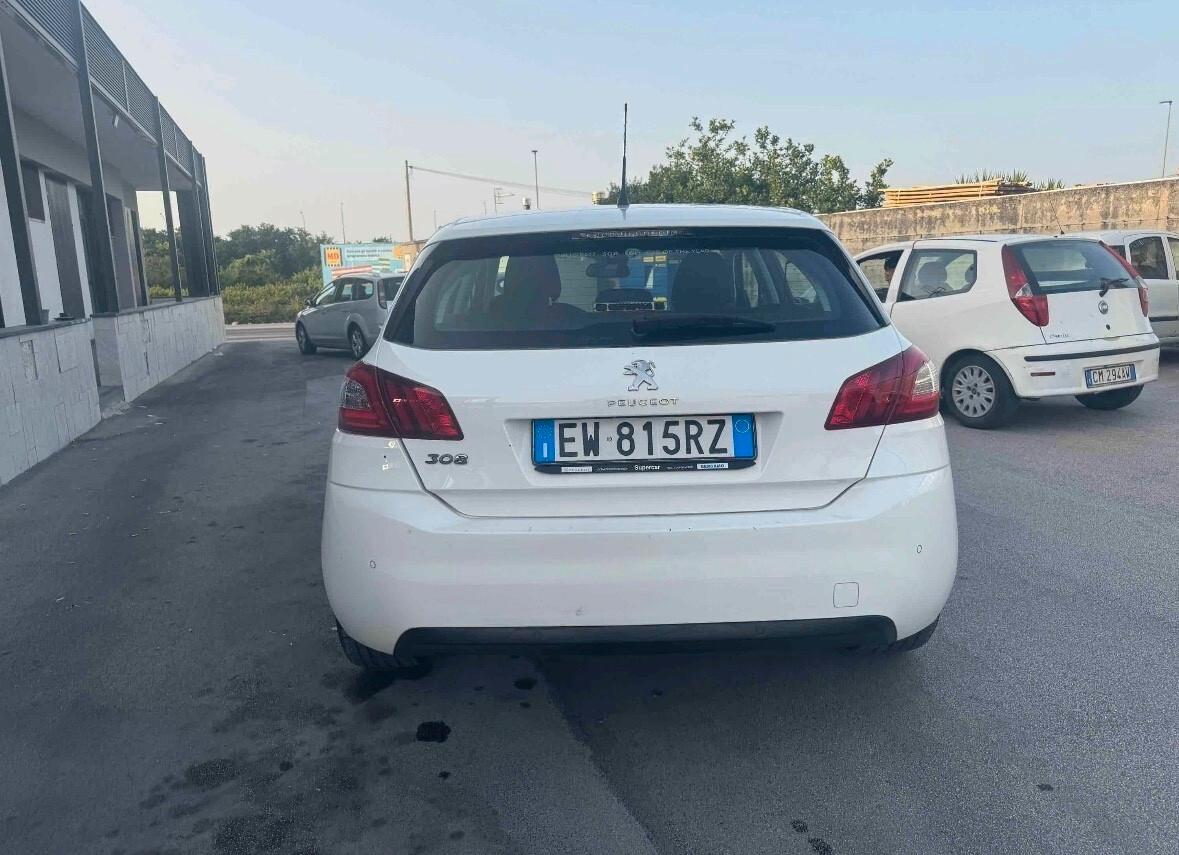 Peugeot 308 1.6 HDi 92 CV Allure