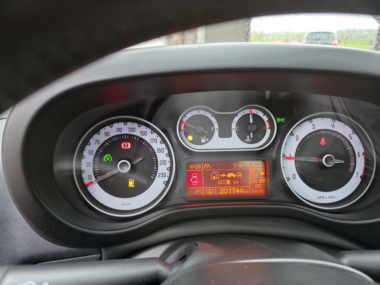 Fiat 500L 0.9 TwinAir Turbo Natural Power Pop Star