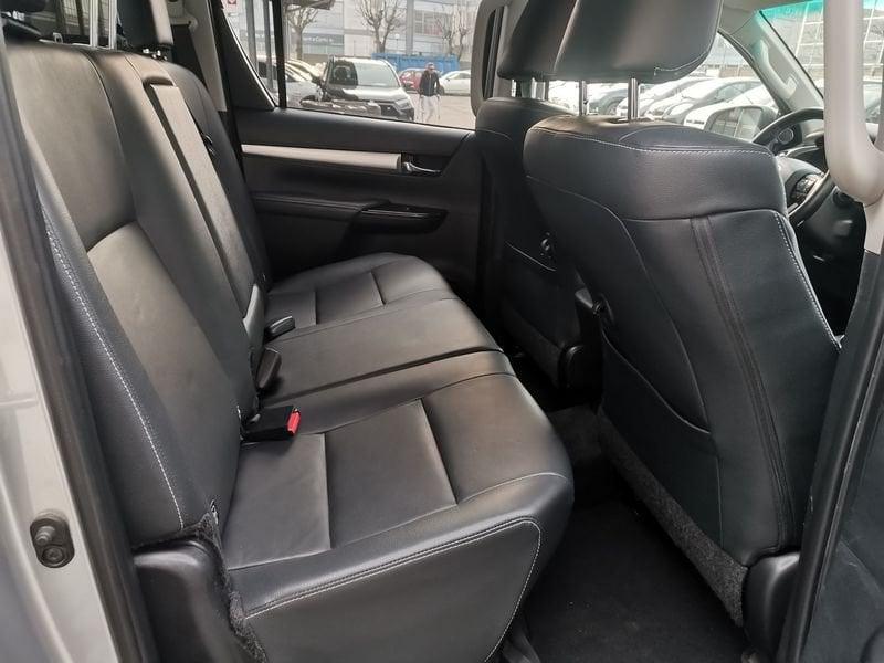 Toyota Hilux 2.8 D-4D 4WD 4 porte Double Cab Executive