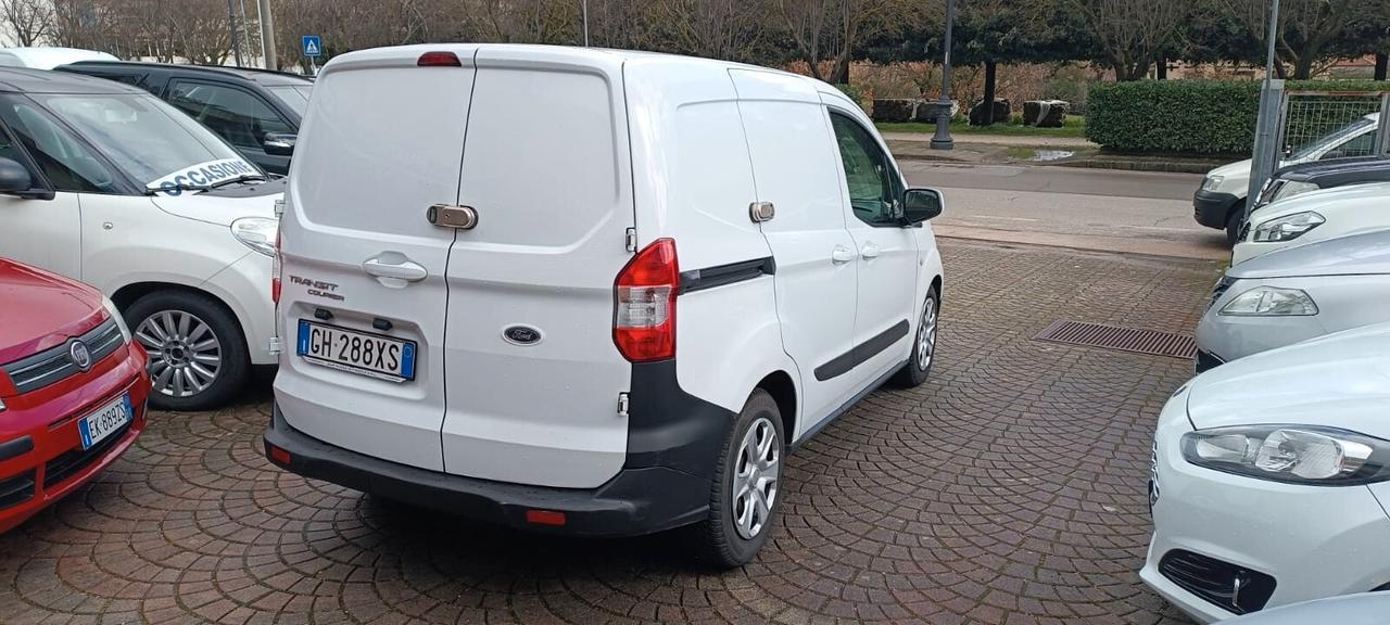 Ford Transit Courier 1.5 TDCi 100CV Van