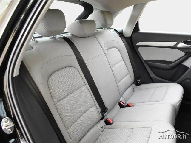 AUDI Q3 2.0 TDI quattro, Navi, Tetto panorama, Retrocamera