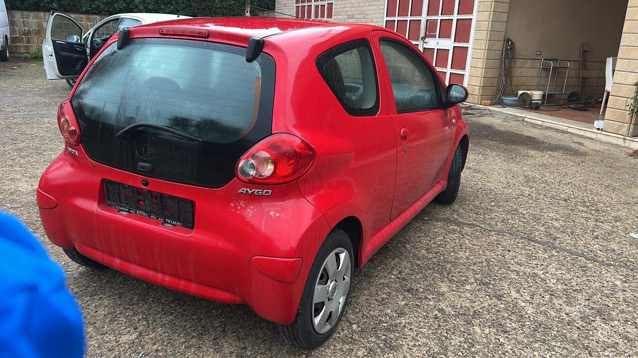 Toyota Aygo 1.0 12V VVT-i 3 porte Now