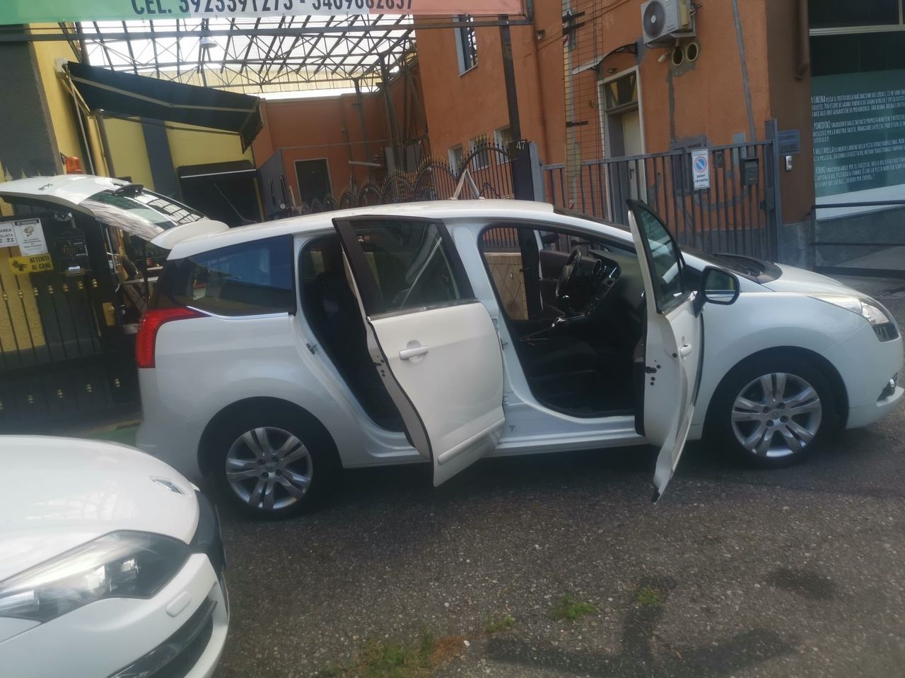 Peugeot 5008 1.6 Hdi 112cv Access