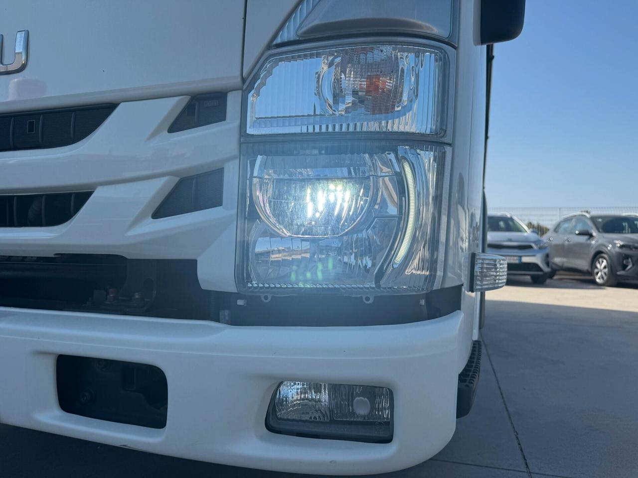 Isuzu M21 2.0 120 cv Ribaltabile Trilaterale