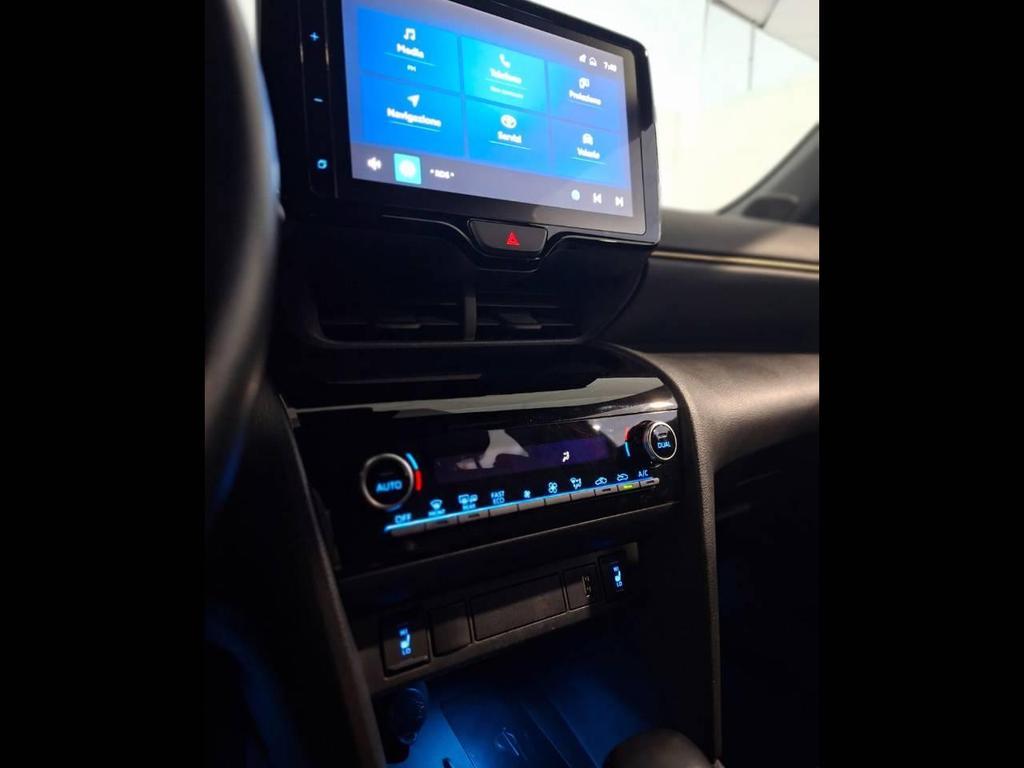 Toyota Yaris Cross 1.5 H Adventure FWD E-CVT