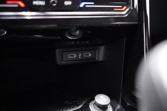 VOLKSWAGEN T-Roc 1.0 TSI R-Line Plus