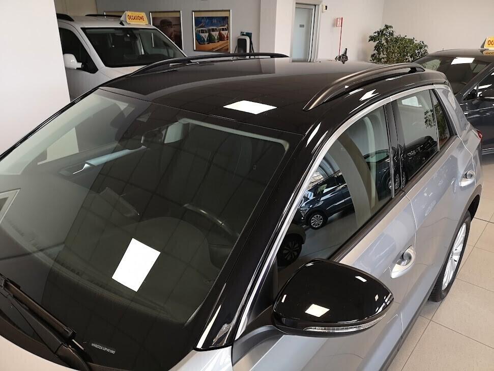 Volkswagen T-Roc 1.0 TSI Life 110CV 6 marce Fari led