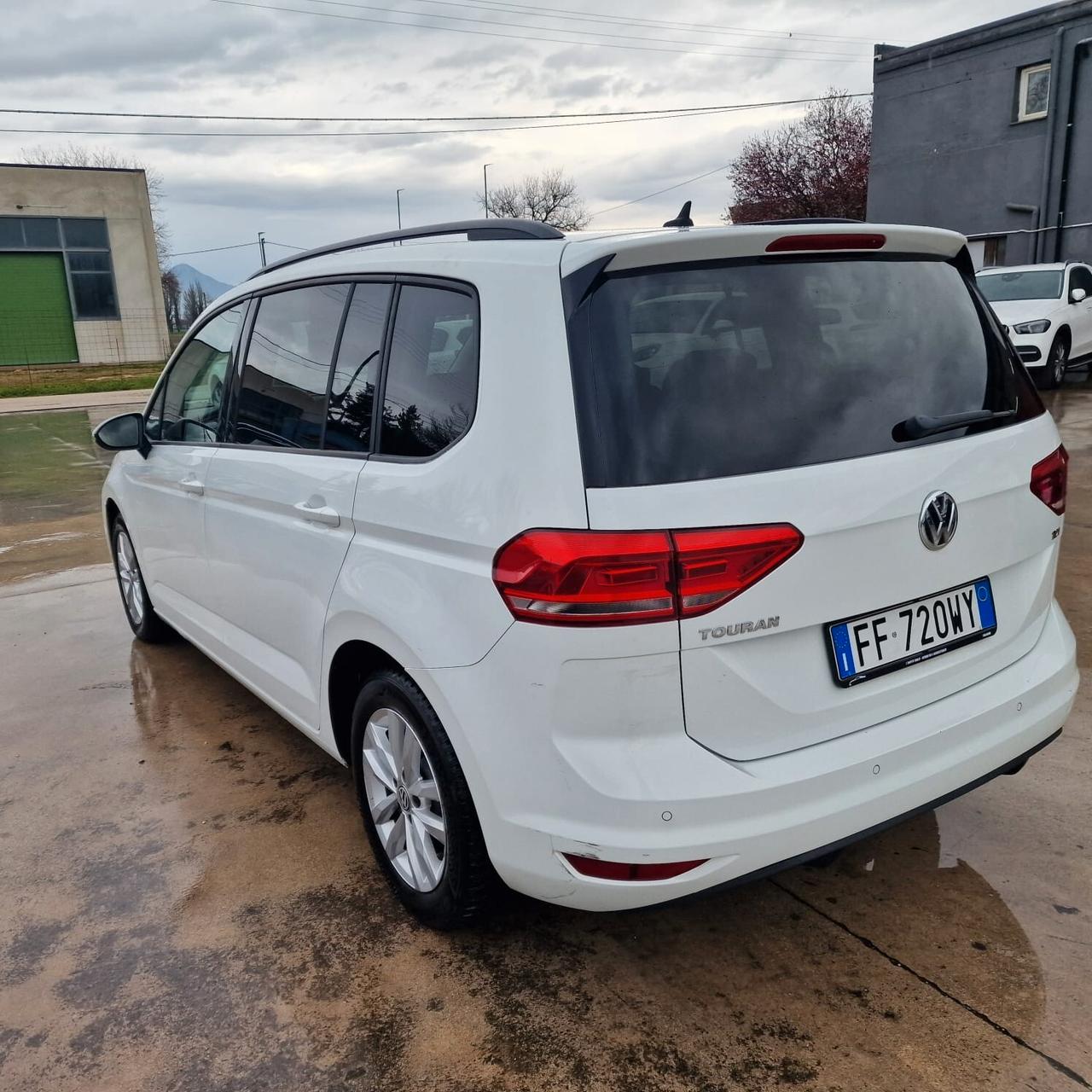 Volkswagen Touran 1.6 TDI 115 CV SCR DSG Highline BlueMotion Tech.