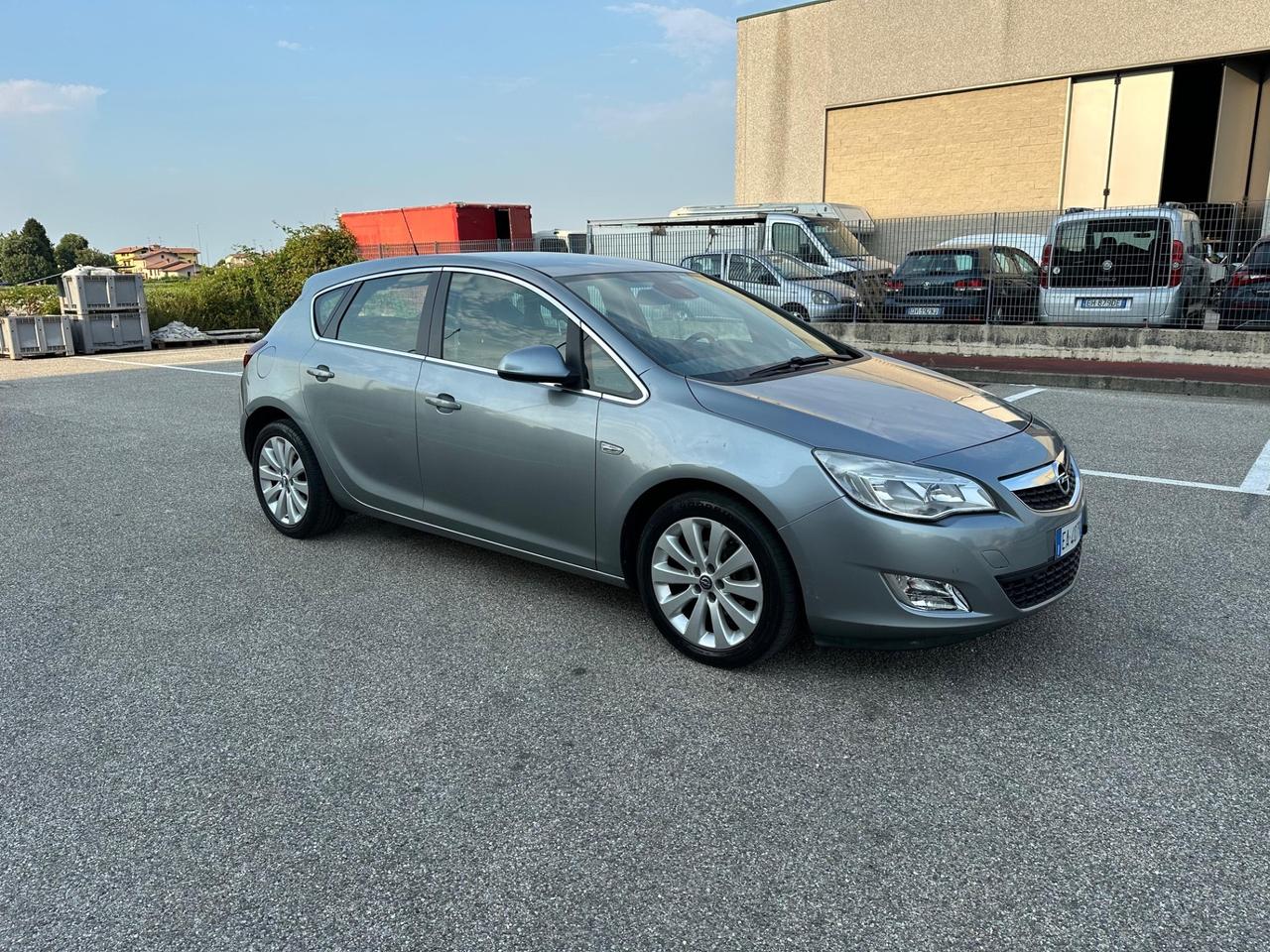 Opel Astra 1.4 Turbo 140CV 5 porte Cosmo