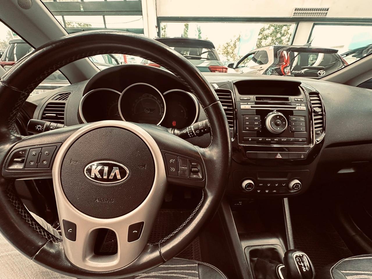 Kia Venga 1.4 CVVT Cool
