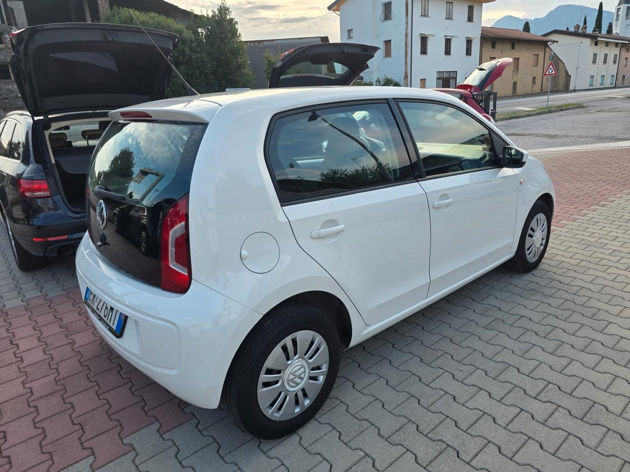 Volkswagen up! 1.0 75 CV 5p. Perfetta e garantita 12 mesi