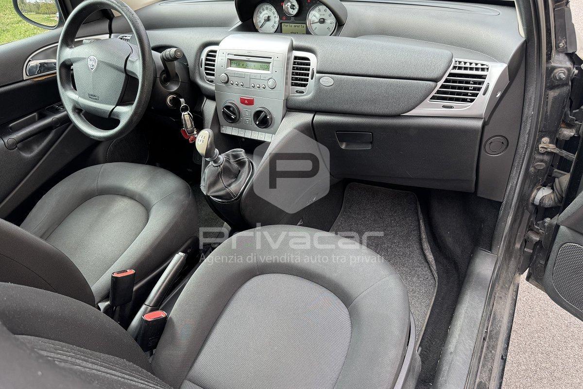 LANCIA Ypsilon 1.2 69 CV Diva