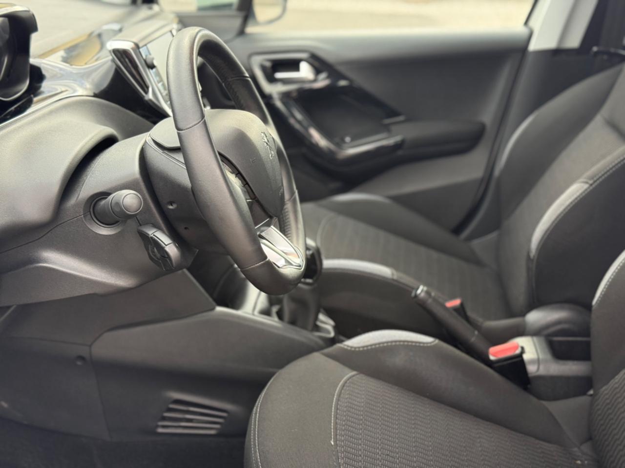 Peugeot 208 PureTech 82 5 porte Active