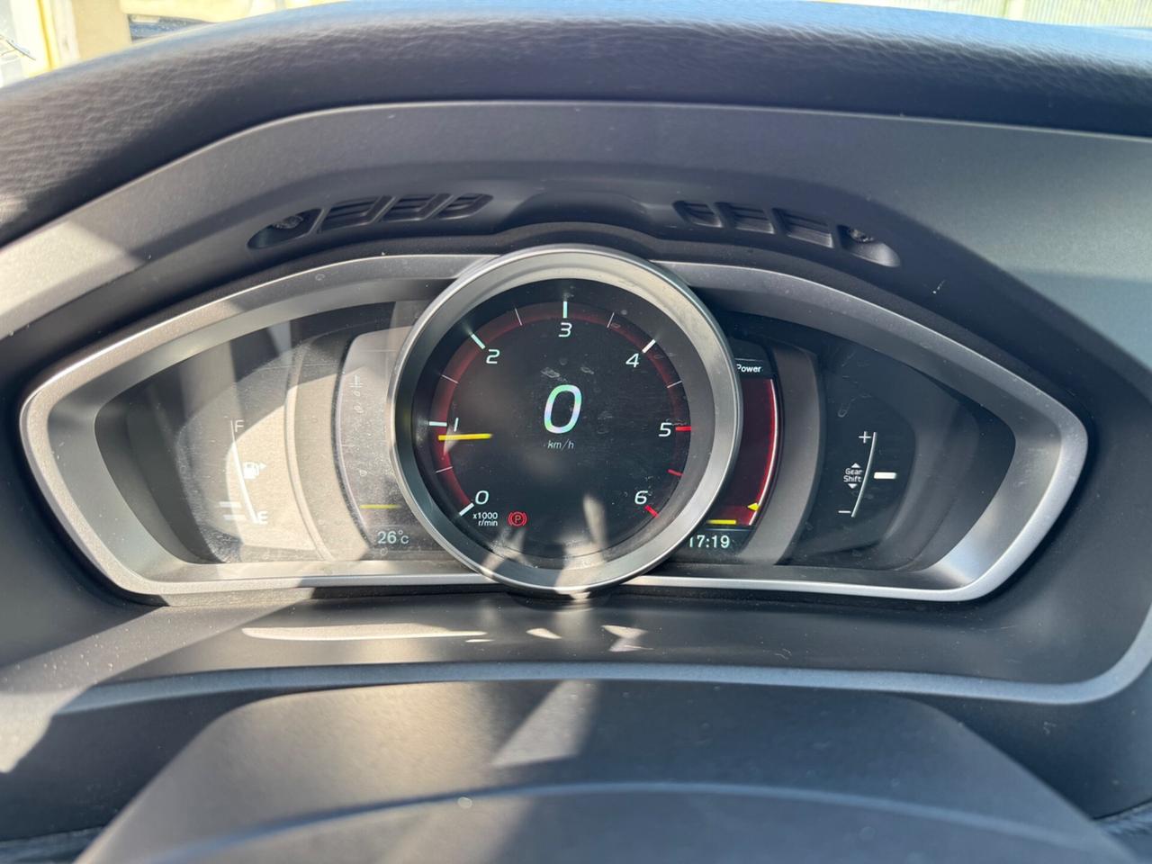 Volvo V40 D2 1.6 diesel R-design NAVI Block Shaft