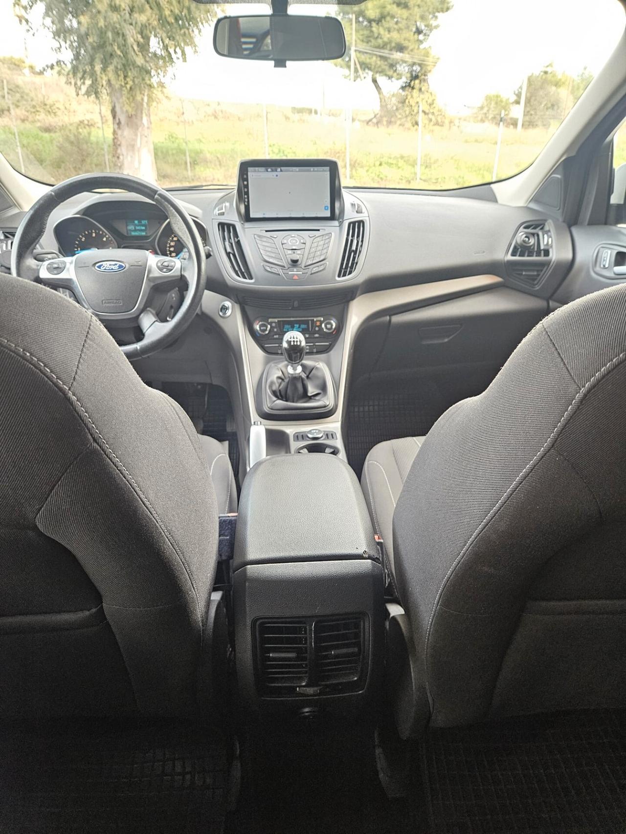 Ford Kuga 2WD 2.0 88kw 120cv FULL