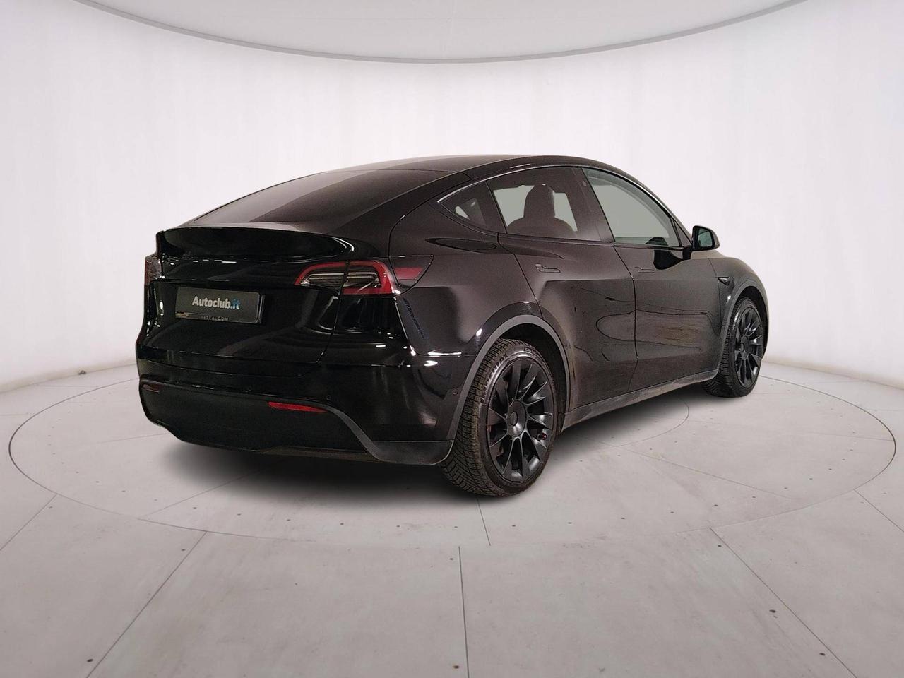 Tesla Model Y Long Range Dual Motor awd
