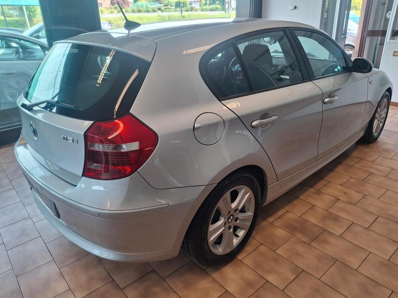 BMW 118 i 5p Attiva