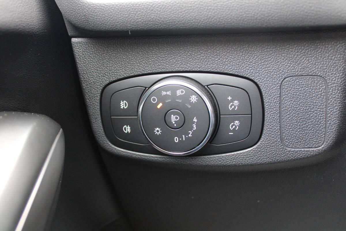 Ford Focus Wagon 1.5 ecoblue Business 120cv auto Con NAVIGATORE