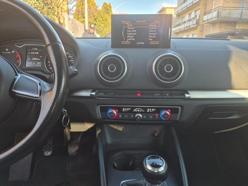 Audi A3 Sportback 1.4 tfsi S-LINE