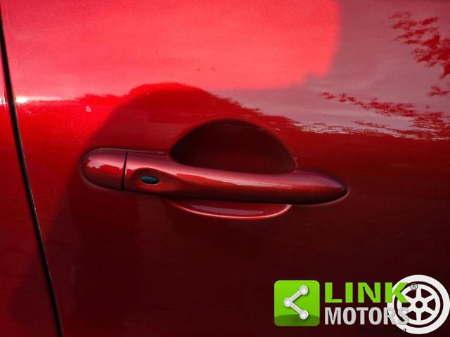 RENAULT Captur R-Link Automatica Dci 90CV E6
