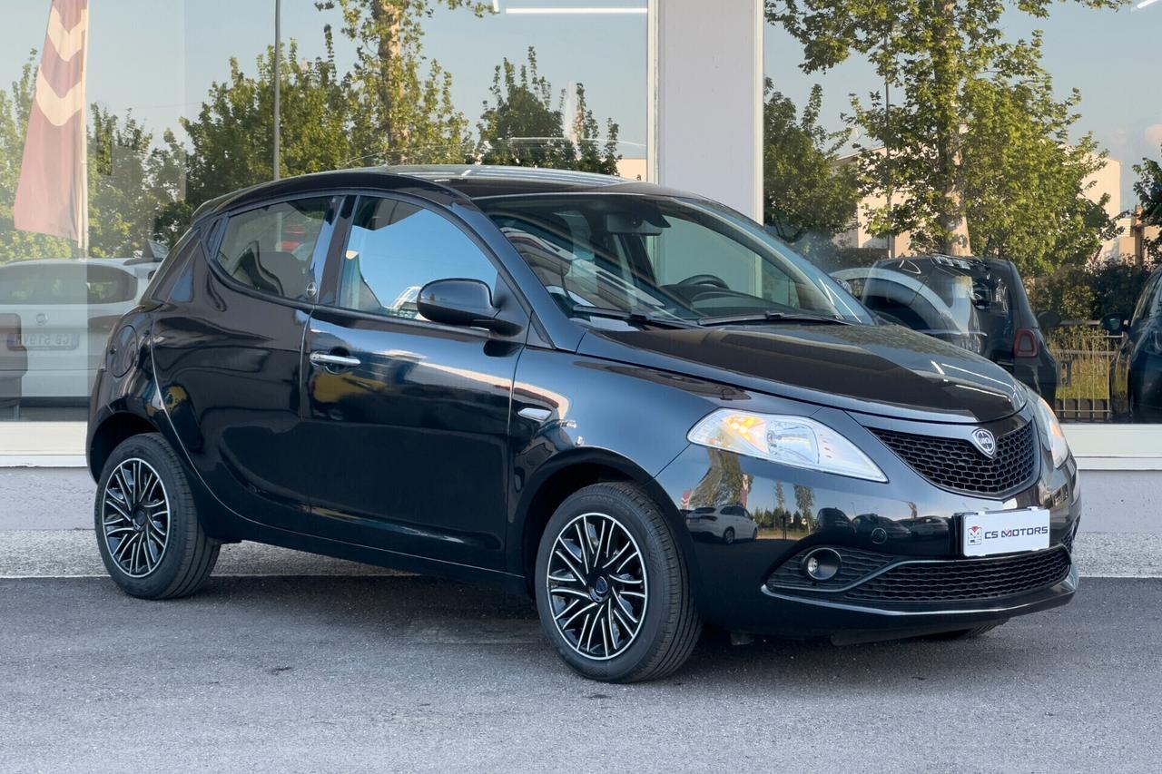 Lancia Ypsilon BENZINA Hybrid Ecochic