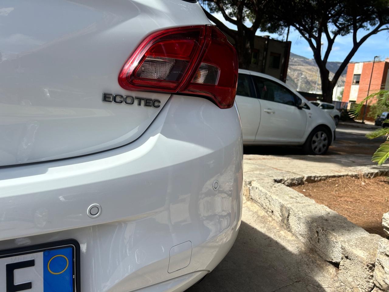 Opel Corsa 1.4 90CV GPL Tech 5 porte 120 Anniversary