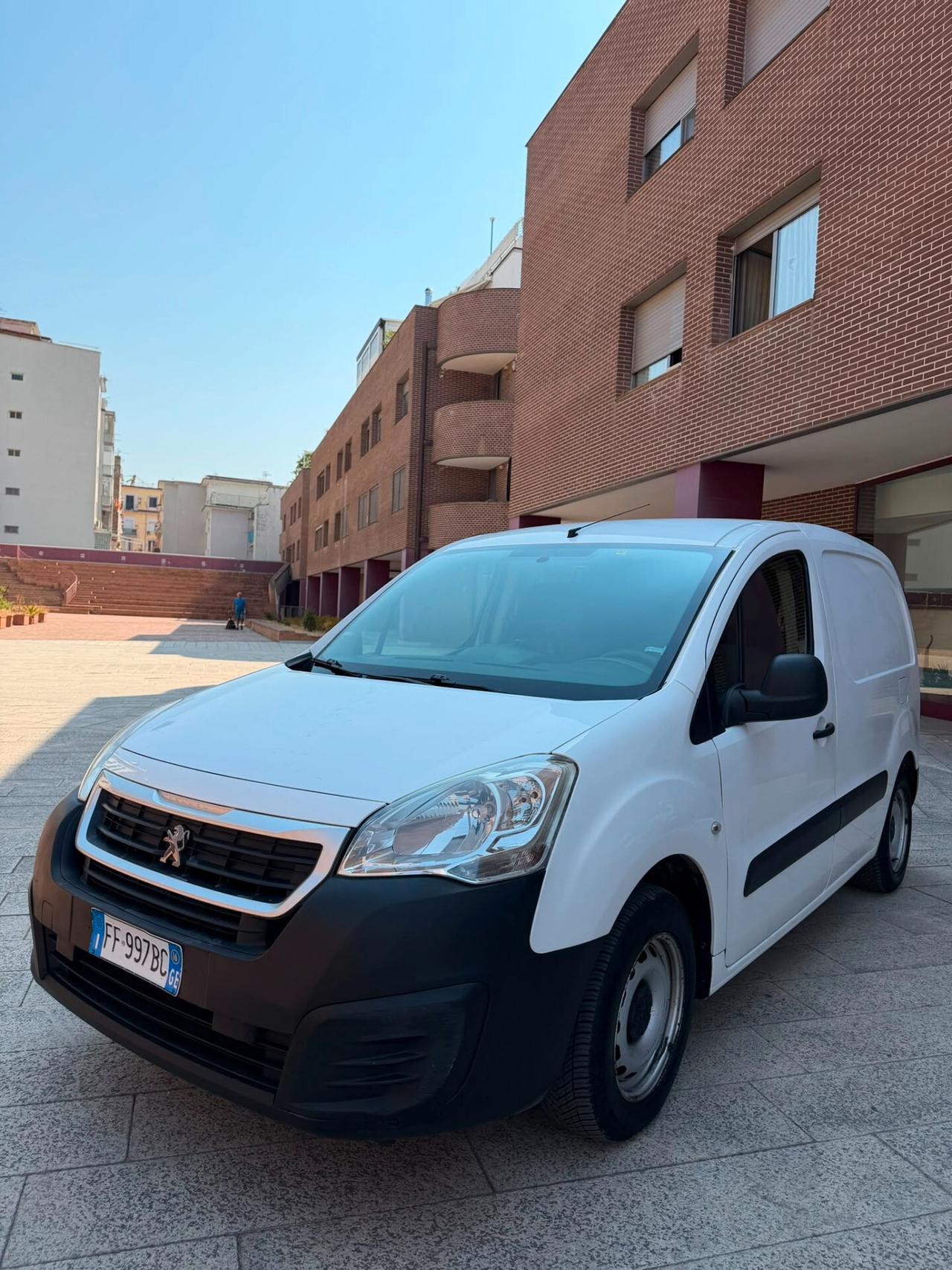 Peugeot