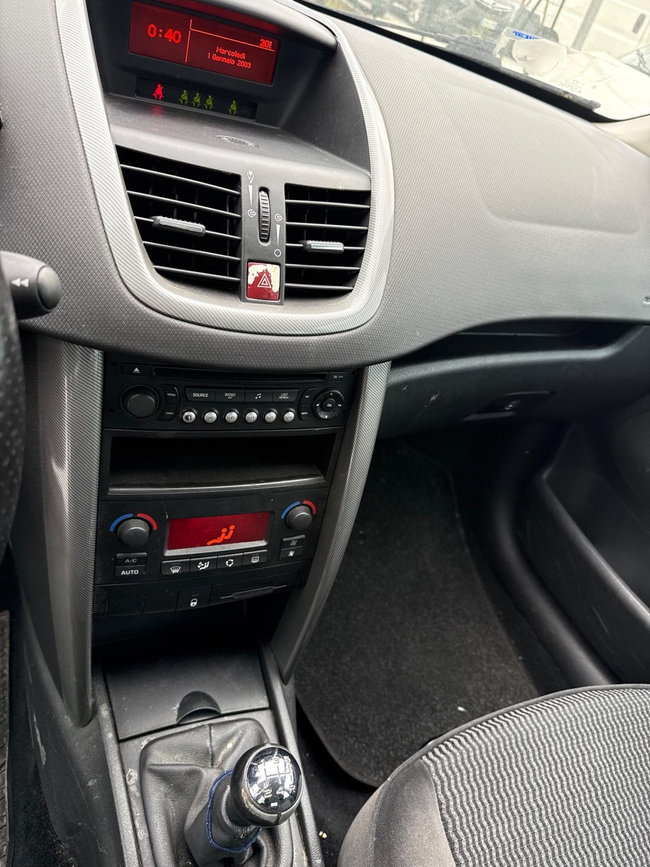 Peugeot 207 1.4 88CV 5p. XS