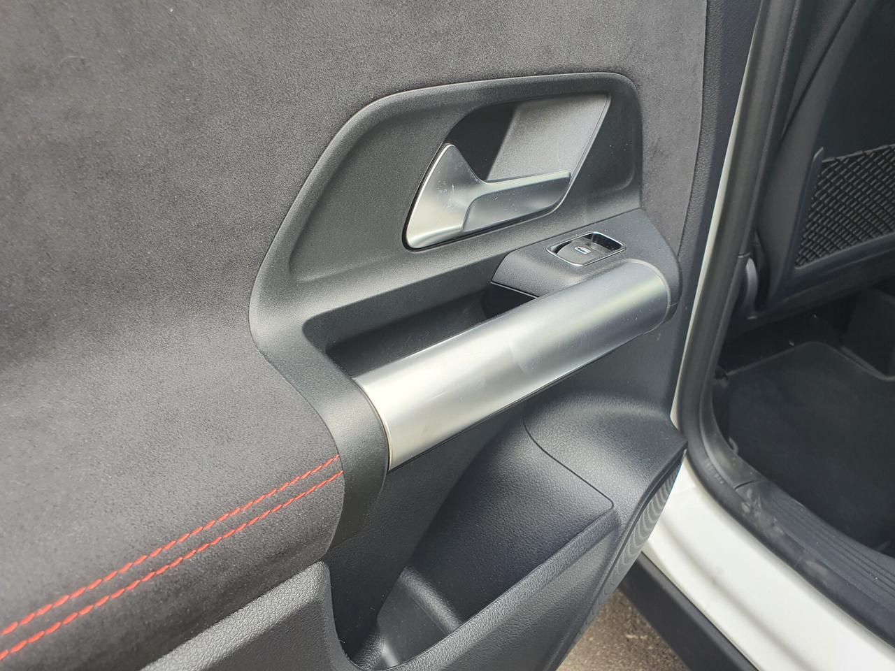 Mercedes-benz GLA 180 d Automatic AMG Line Advanced Plus