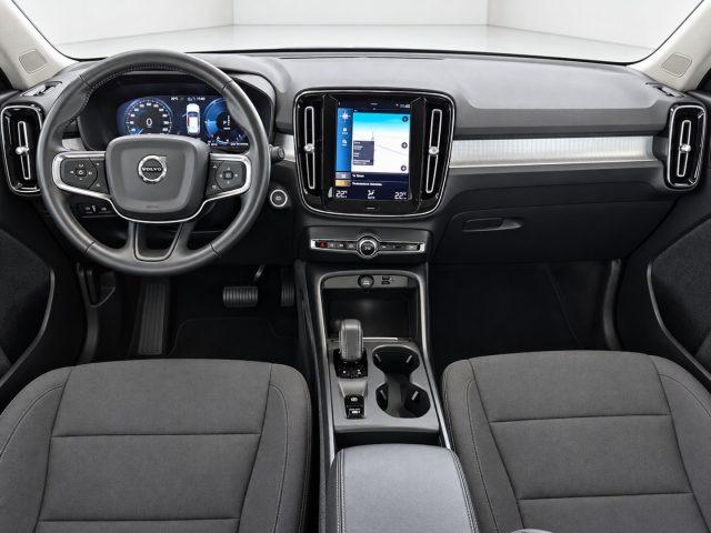 VOLVO XC40 T4 Recharge Plug-in Hybrid Inscription Expression