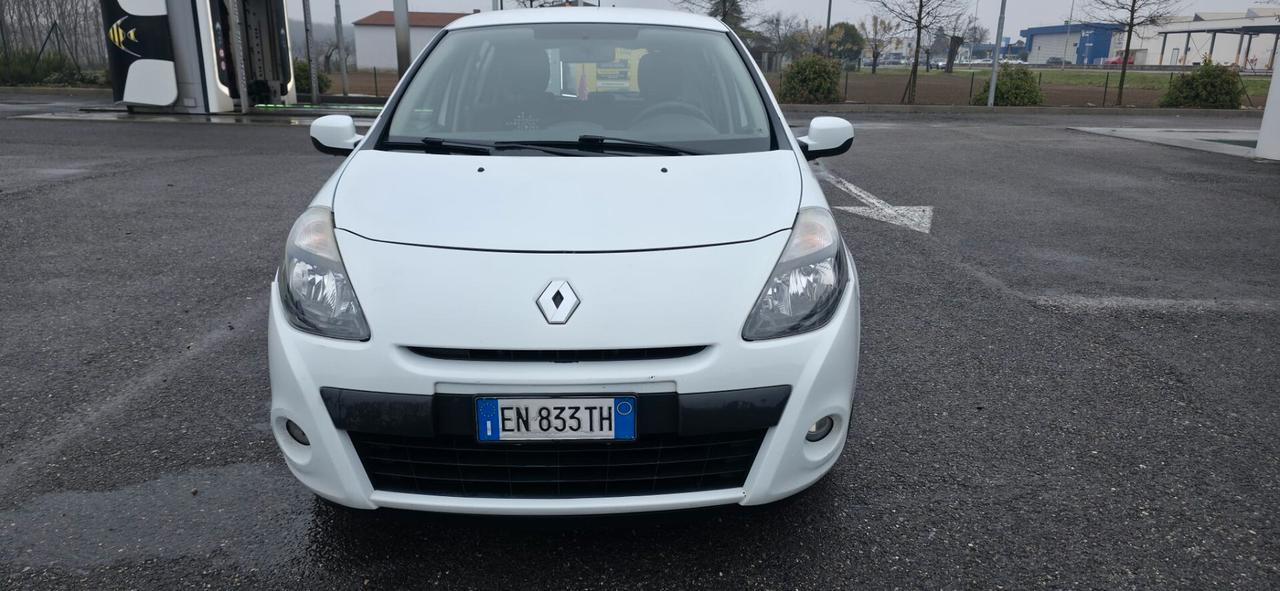 Renault Clio 1.2 16V 5 porte GPL Dynamique neopatentati