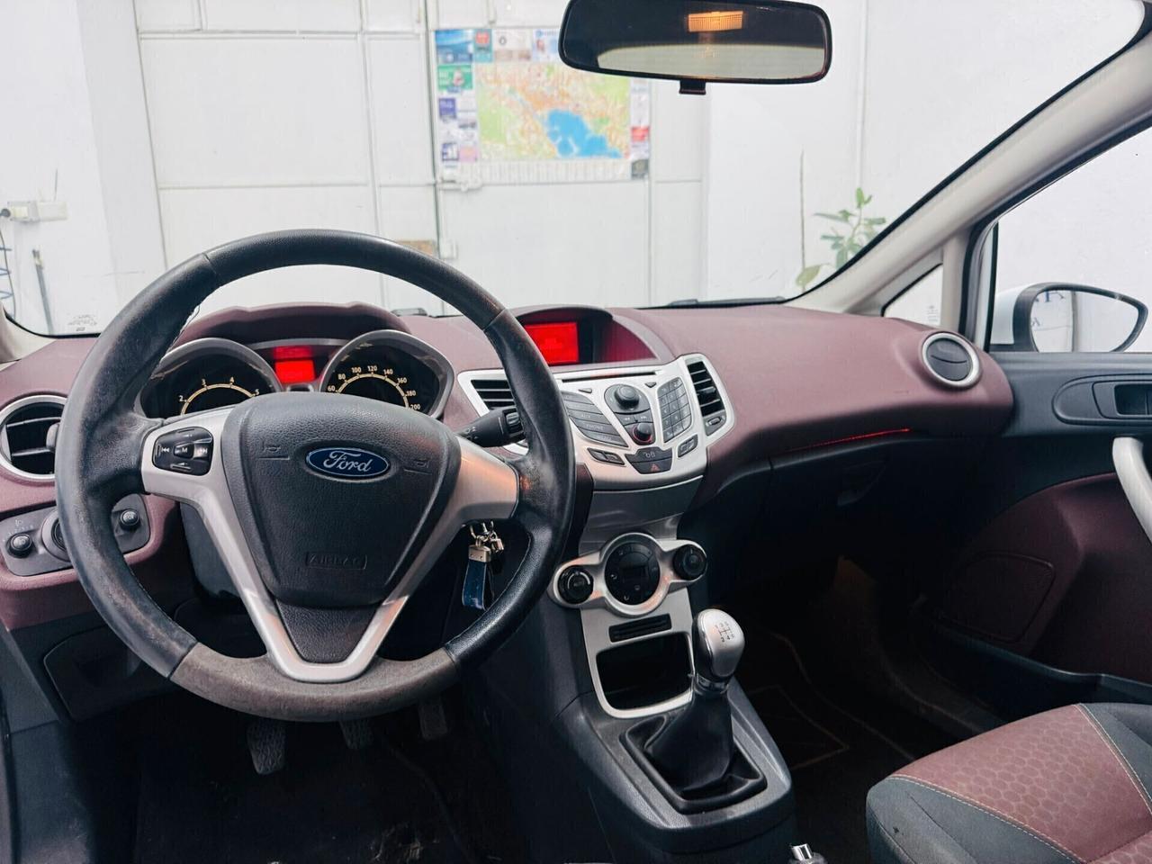 Ford Fiesta 1.2 82CV 3 porte Titanium