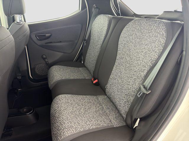 LANCIA Ypsilon Ypsilon 1.0 FireFly 5 porte S&S Hybrid Silver