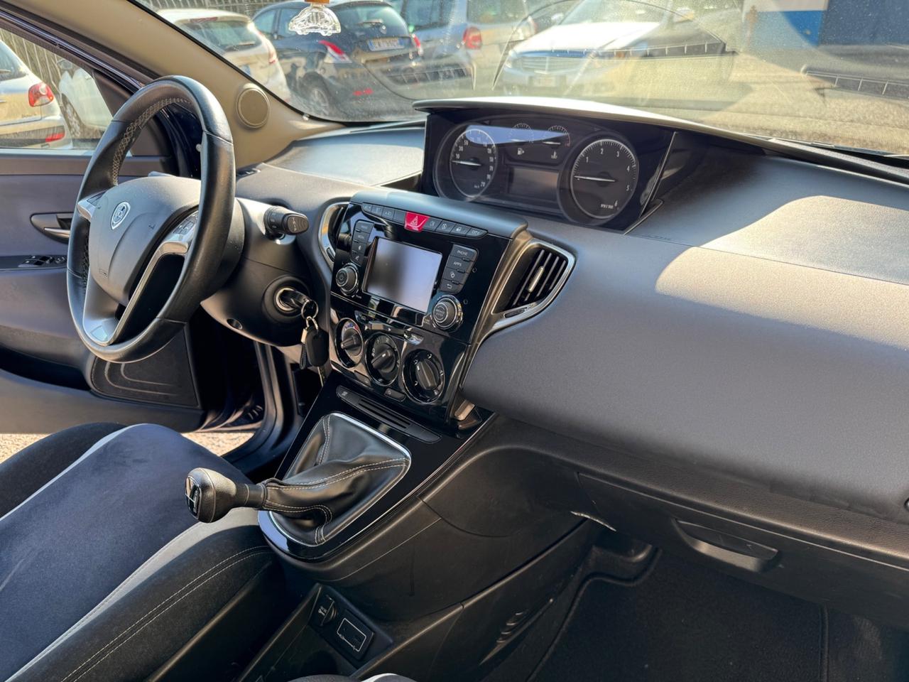 Lancia Ypsilon 1.3 MJT 16V 95 CV 5 porte S&S Platinum