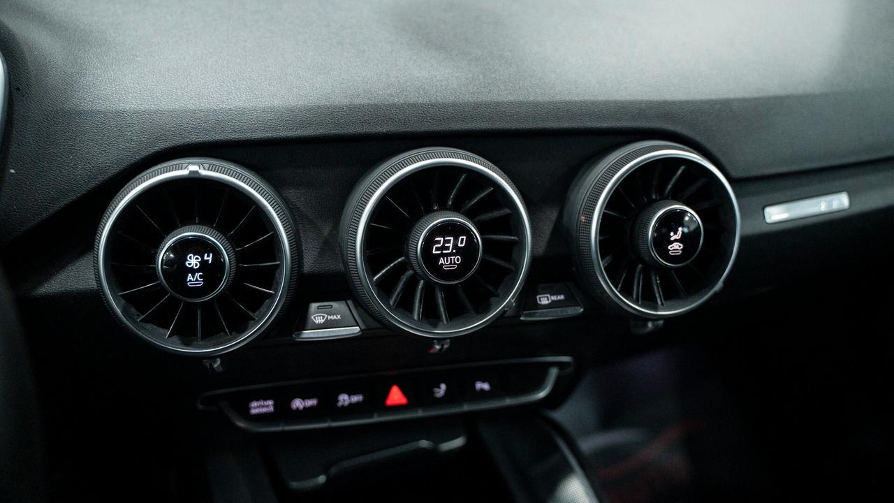 Audi TT COUPE' 1.8 TFSI S LINE 19" XENO PELLE VIRTUAL CKT