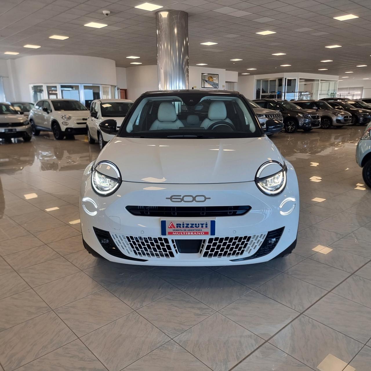 FIAT 600 LA PRIMA 1.2 Hybrid 110cv