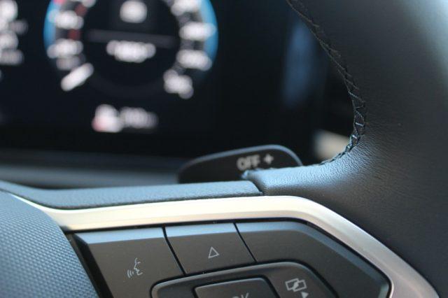 VOLKSWAGEN T-Roc 1.5 eTSI ACT DSG Life-KM0