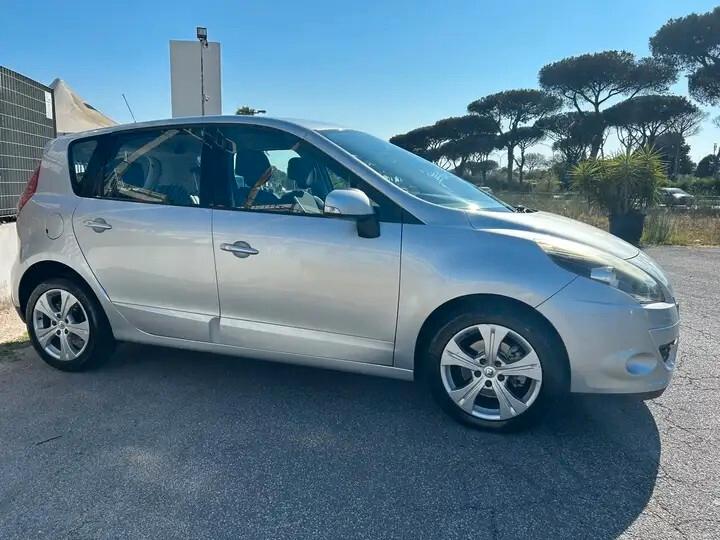 Renault Scenic Scénic X-Mod 1.5 dCi 110CV Dynamique