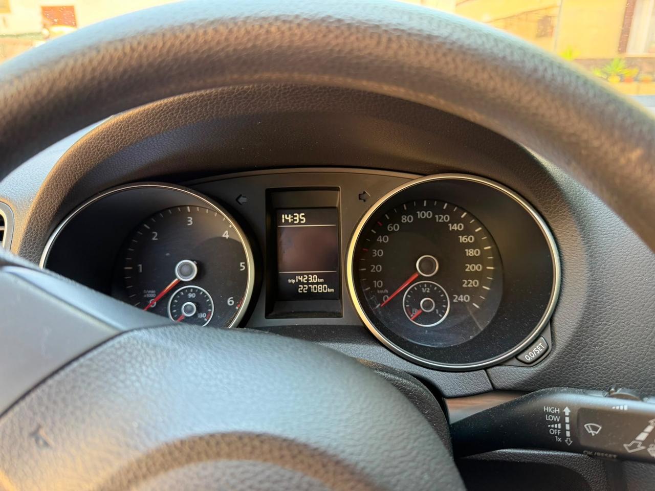 Volkswagen Golf 1.6 TDI DPF 5p. Highline